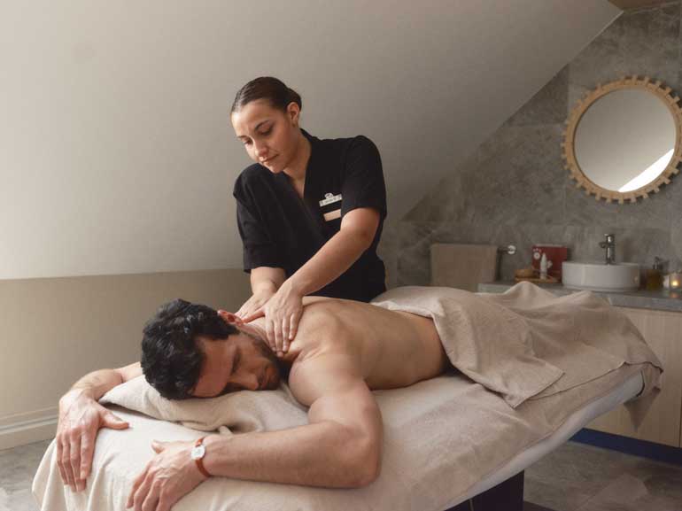 Club Med lança nova temporada de recrutamento​: 570 talentos procurados para fazer brilhar a primavera e o verão de 2026