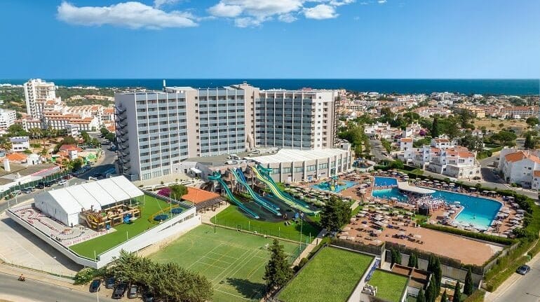 Jupiter Albufeira Hotel com 200 vagas disponíveis para 2026