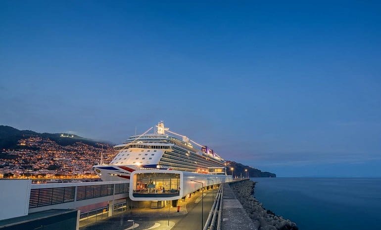 Turismo de cruzeiros em Portugal gera 9.800 postos de trabalho e um impacto económico de 940 milhões de euros